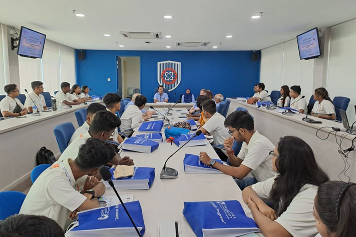 Students Immersion Programme at Malysia University and Science and Technology