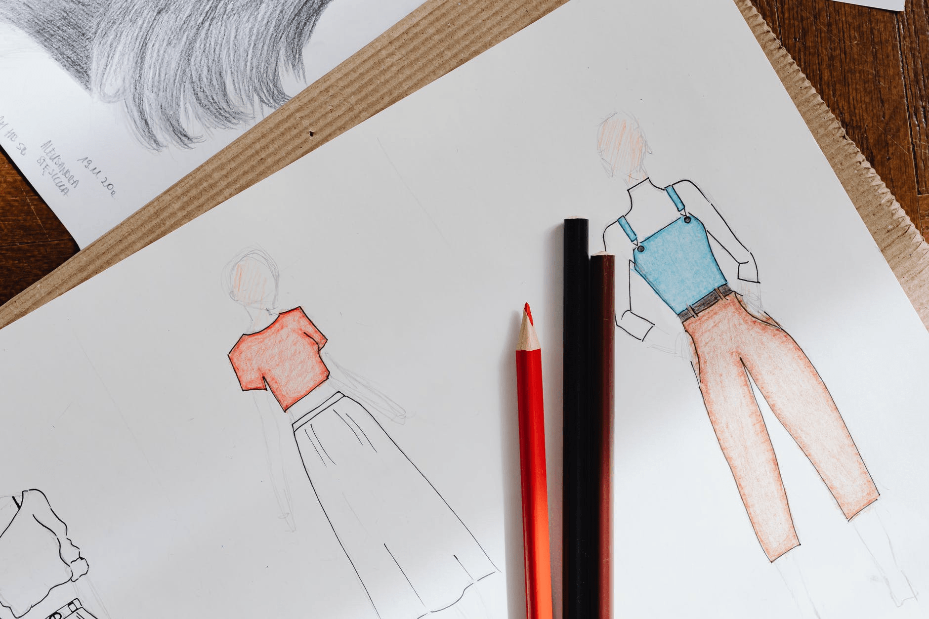 Give Life to Your Ambitions with a Fashion Design & Management Degree
