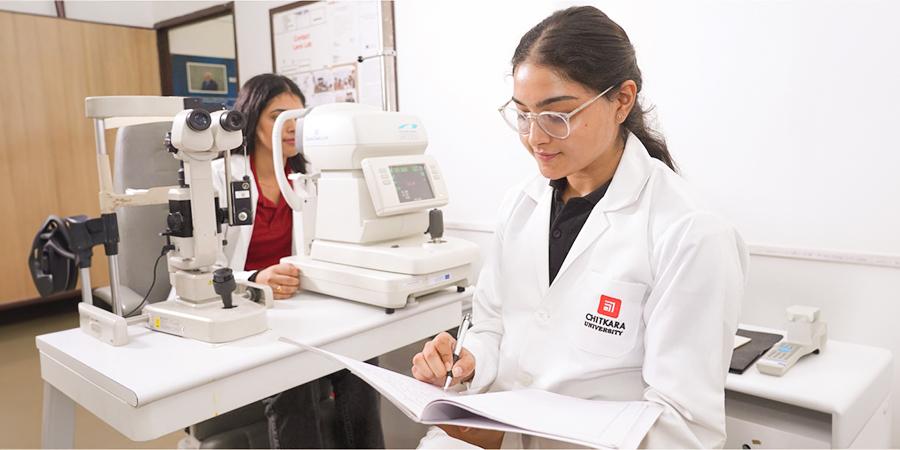 A Day in the Life of an Optometry Student:  What to Expect