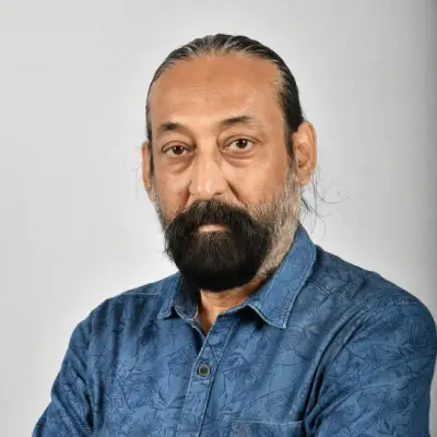 Kunal Choudhury 